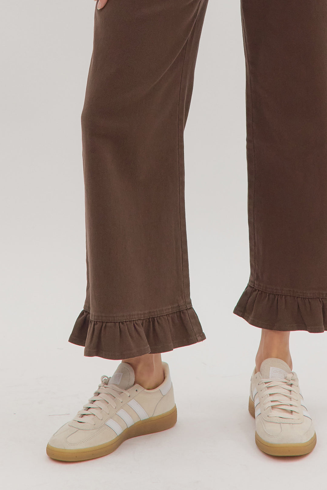 womens entro brown ruffle bottom twill pants bottom details