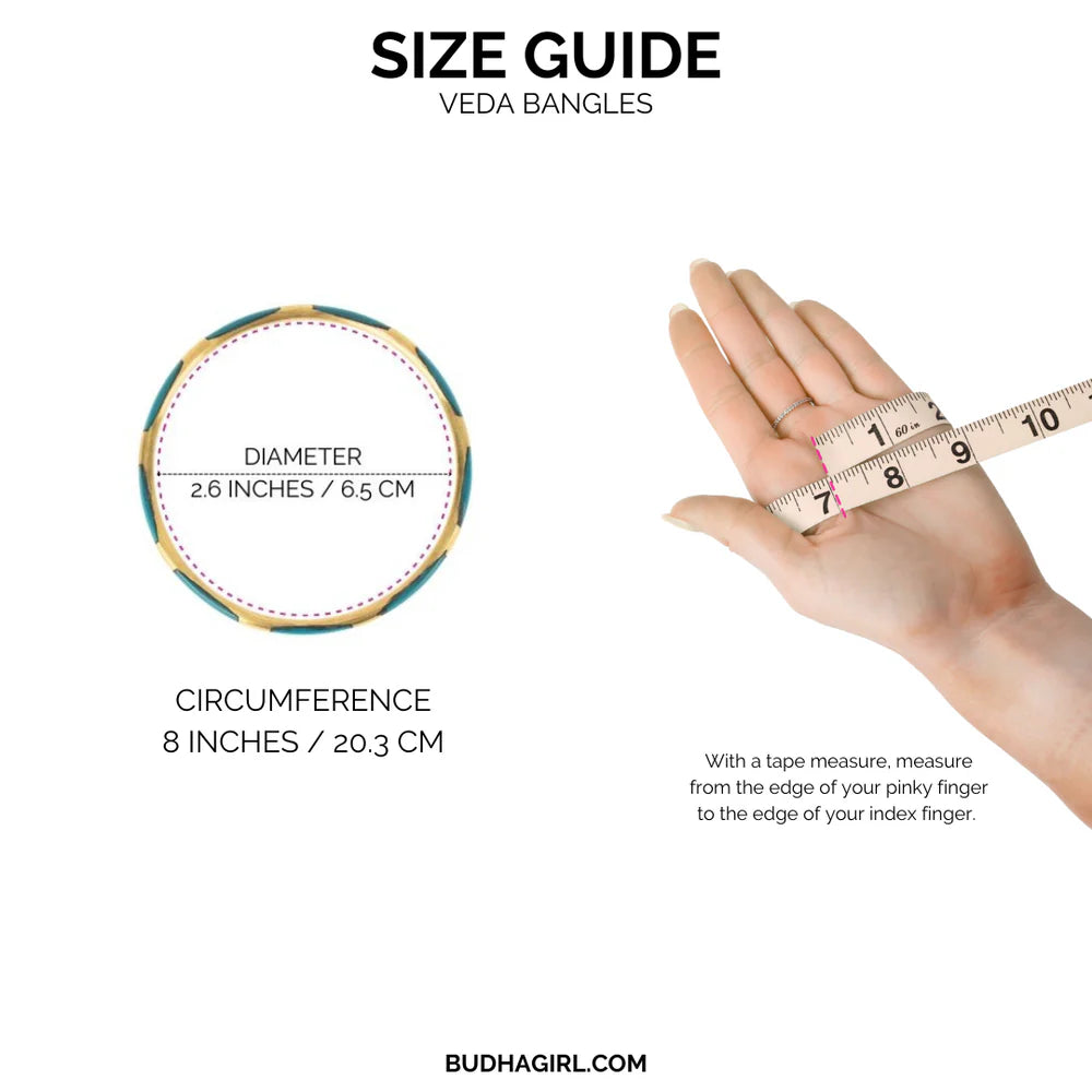 Size guide for Veda Bangles showing diameter, circumference, and measurement method for Veda bangles