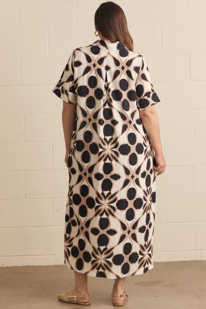 Entro plus size ivory and black printed midi dress