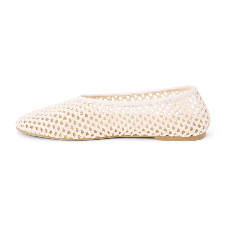 women's ivory slip on shoe