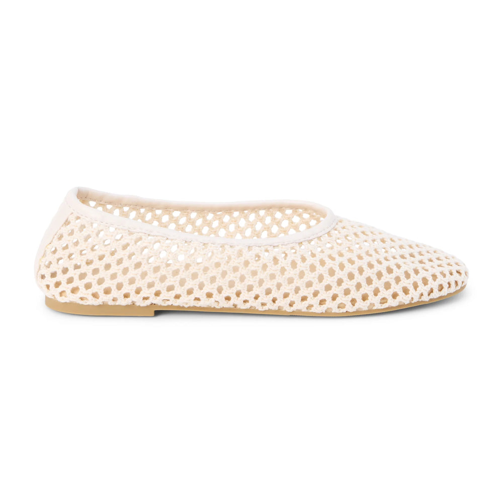 Matisse ivory slip on flats