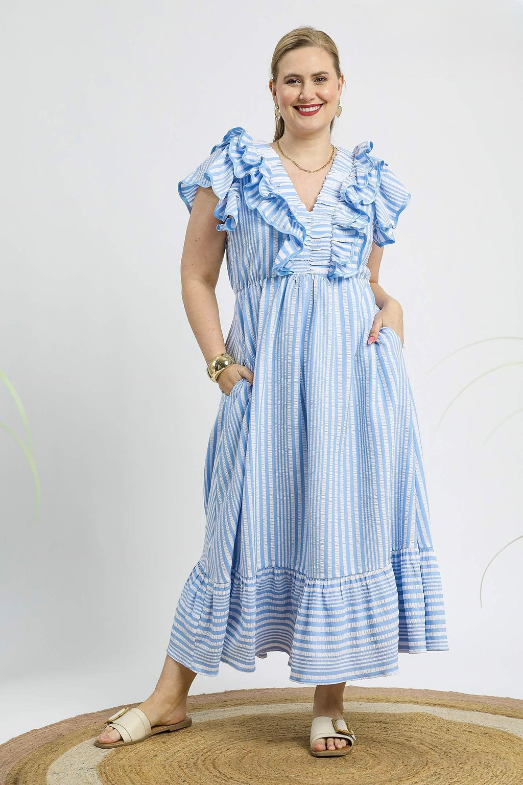 umgee striped blue ruffle midi dress