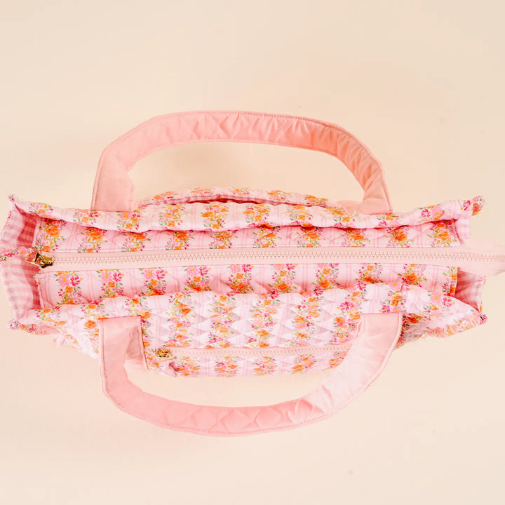 the darling effect quilted floral tote bag