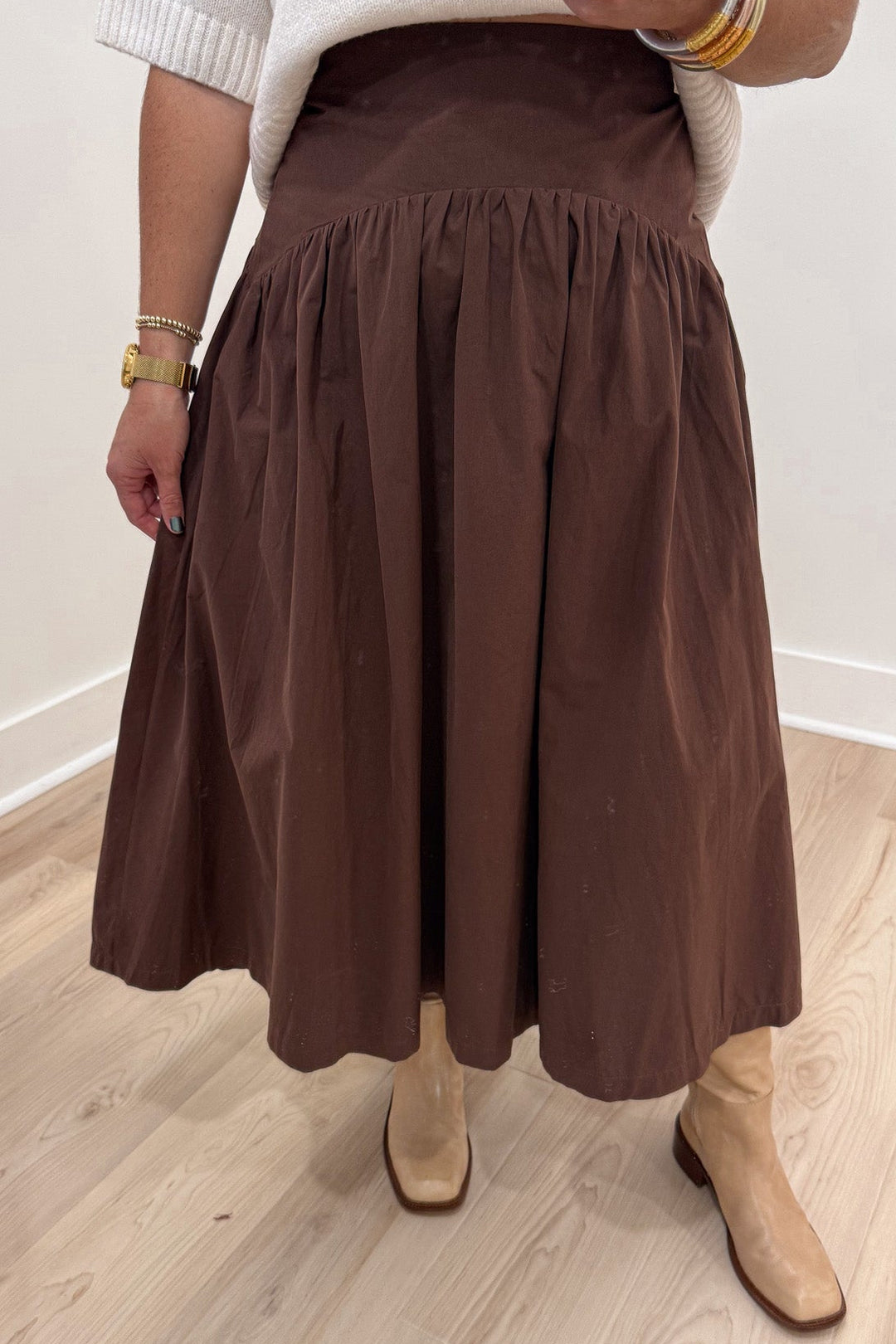 solid chocolate brown flowy silhouette cotton poplin midi skirt with gathered details