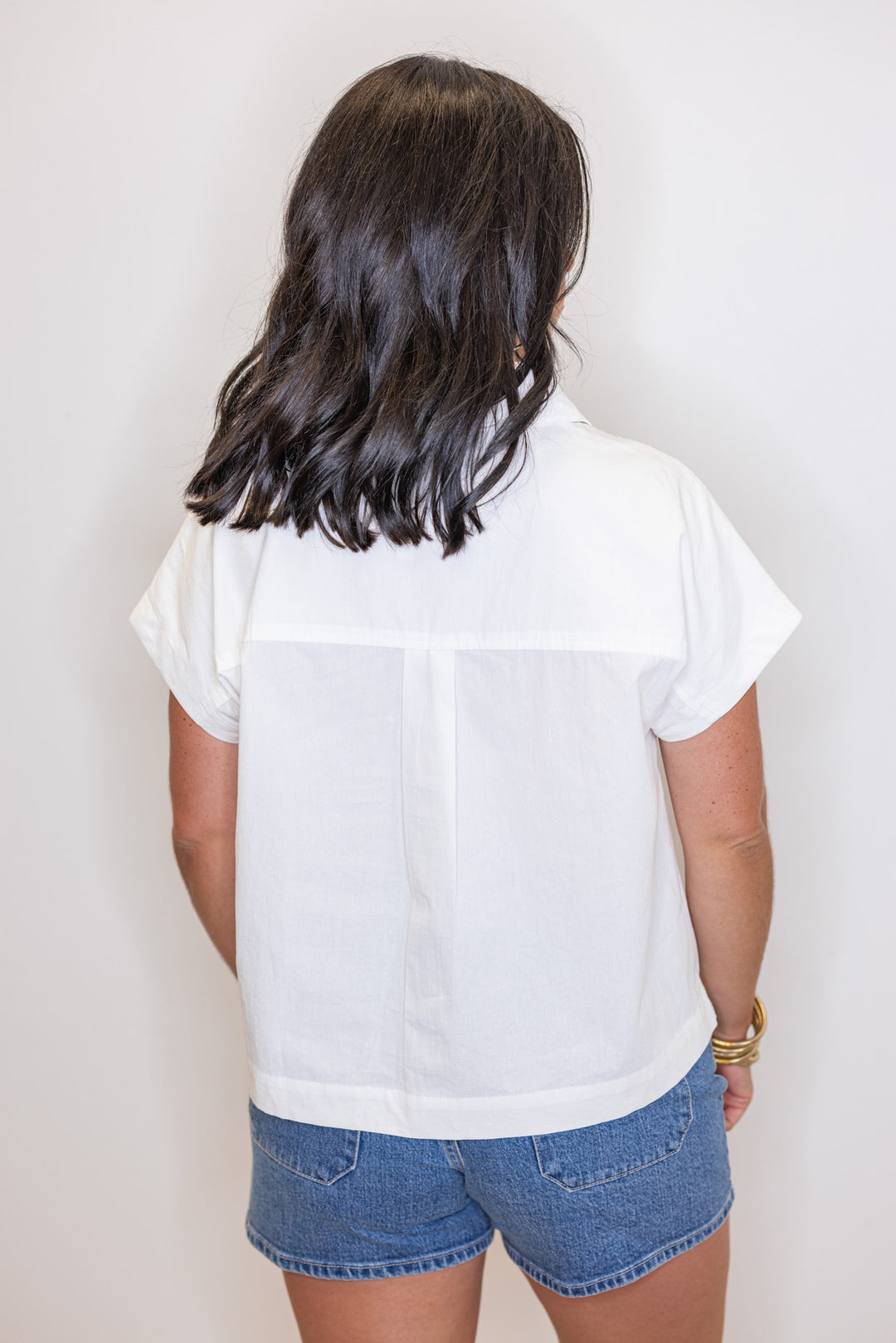 women's white cotton poplin classic short sleeve button up back