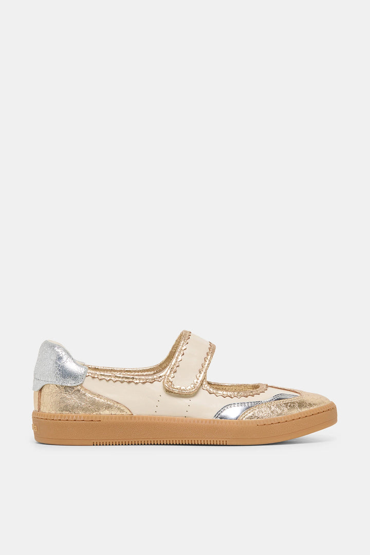 dolce vita nanet sneaker flats side