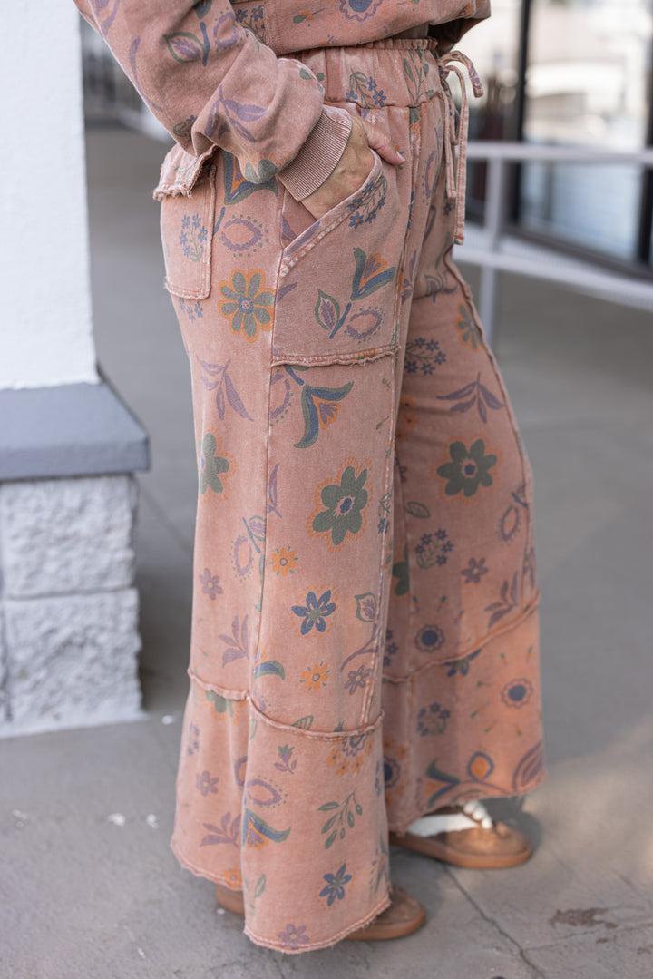 Women's mineral washed mocha mousse floral print french terry knit pants by Easel showing up close side view