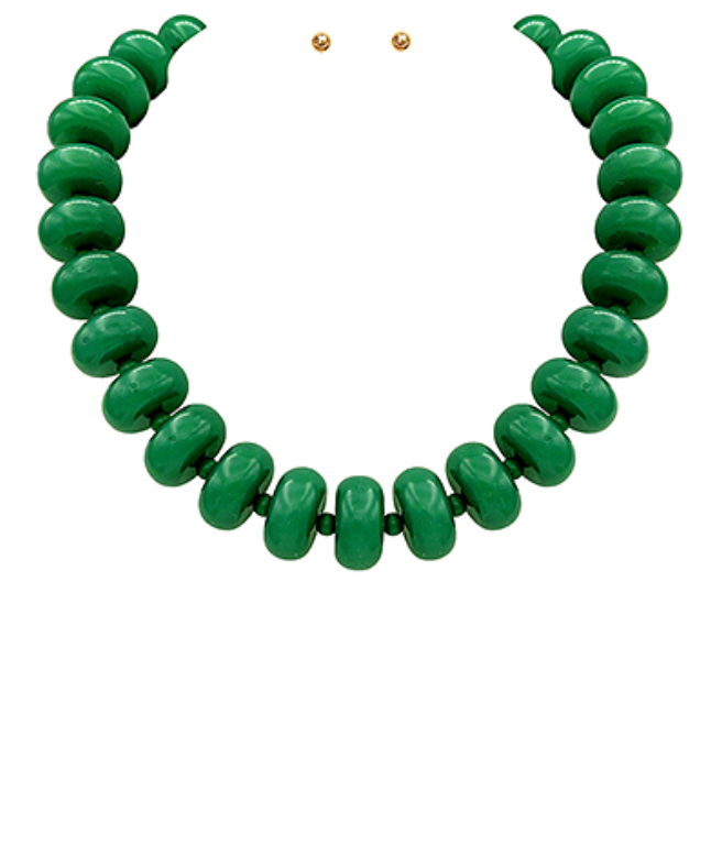 kelly green chunky beaded necklace