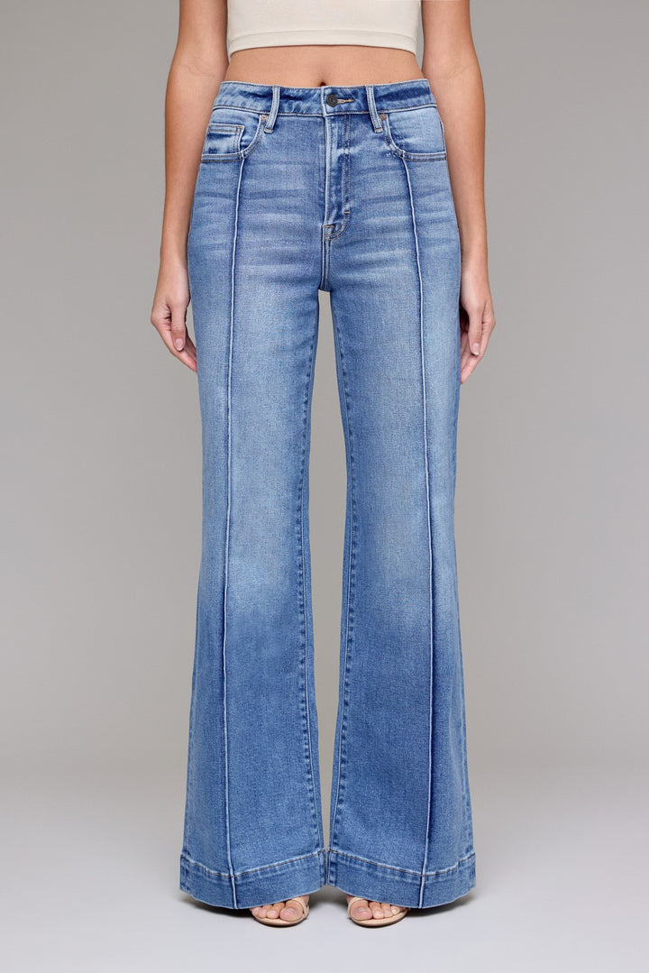 Hidden Jeans Happi comfort flare jeans in medium dark wash with pintuck detail