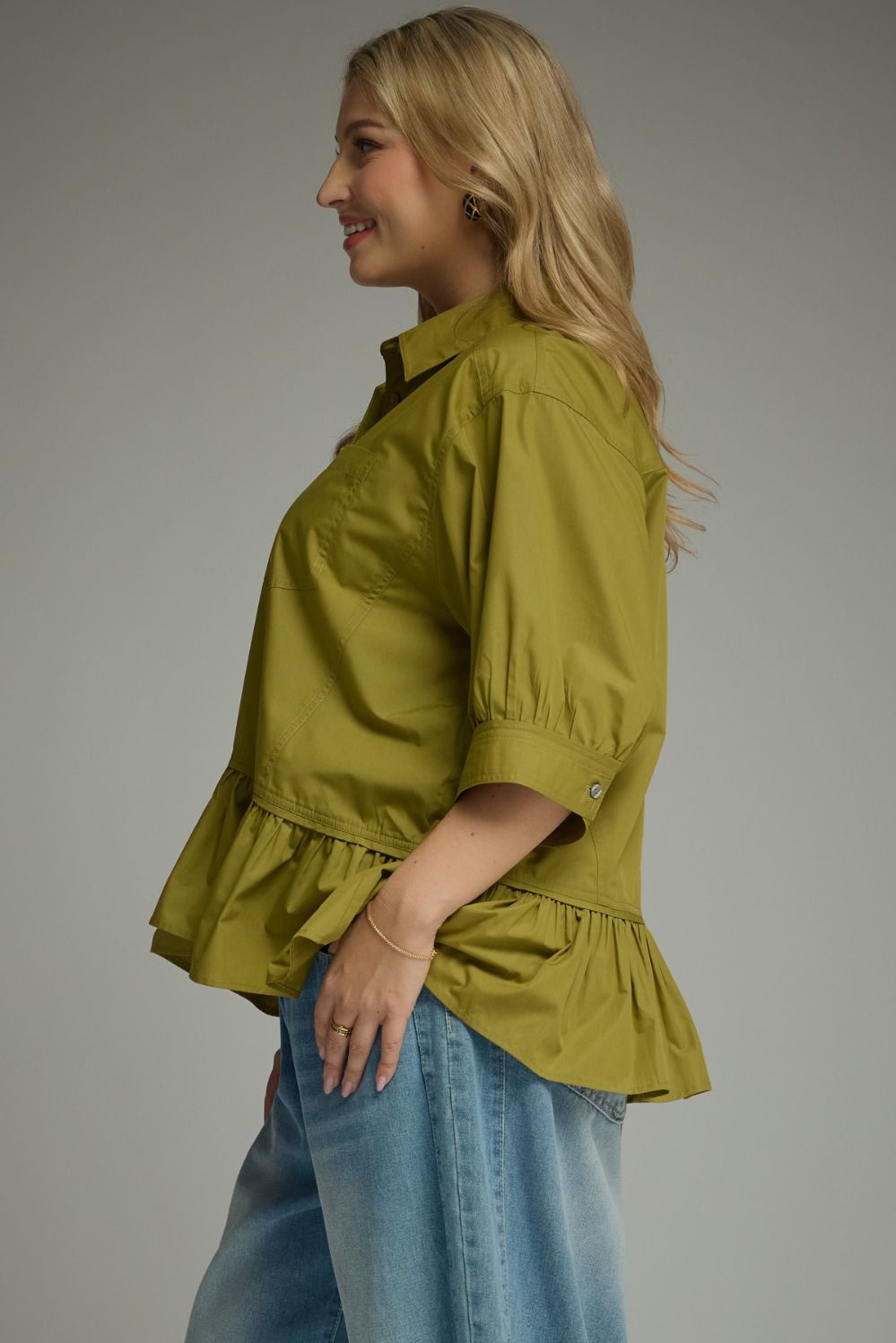Women's plus size green ruffled peplum 