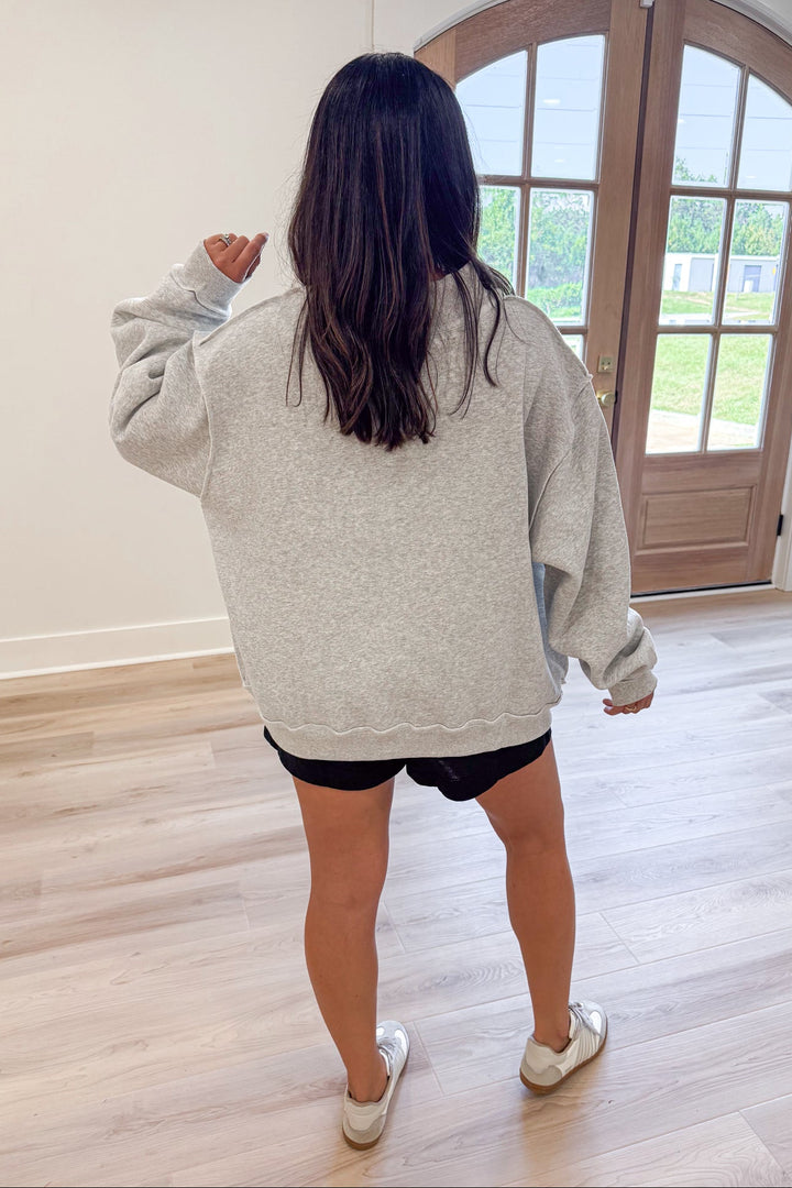 Pray patch letter oversized mock neck pullover back