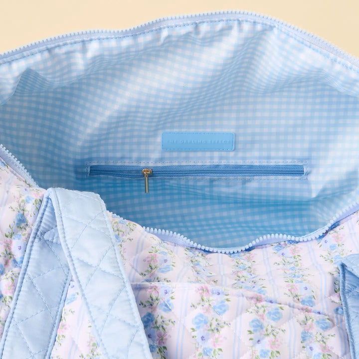 the darling effect quilted weekender floral bag