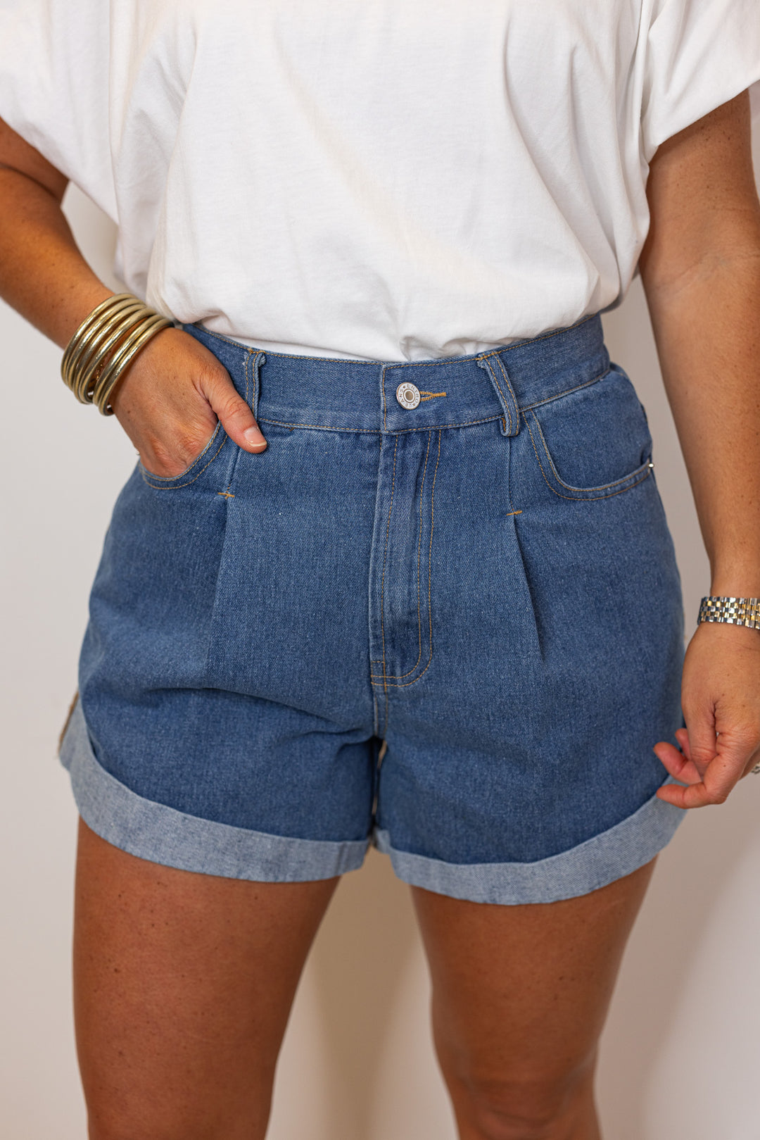 entro cuffed hem denim shorts